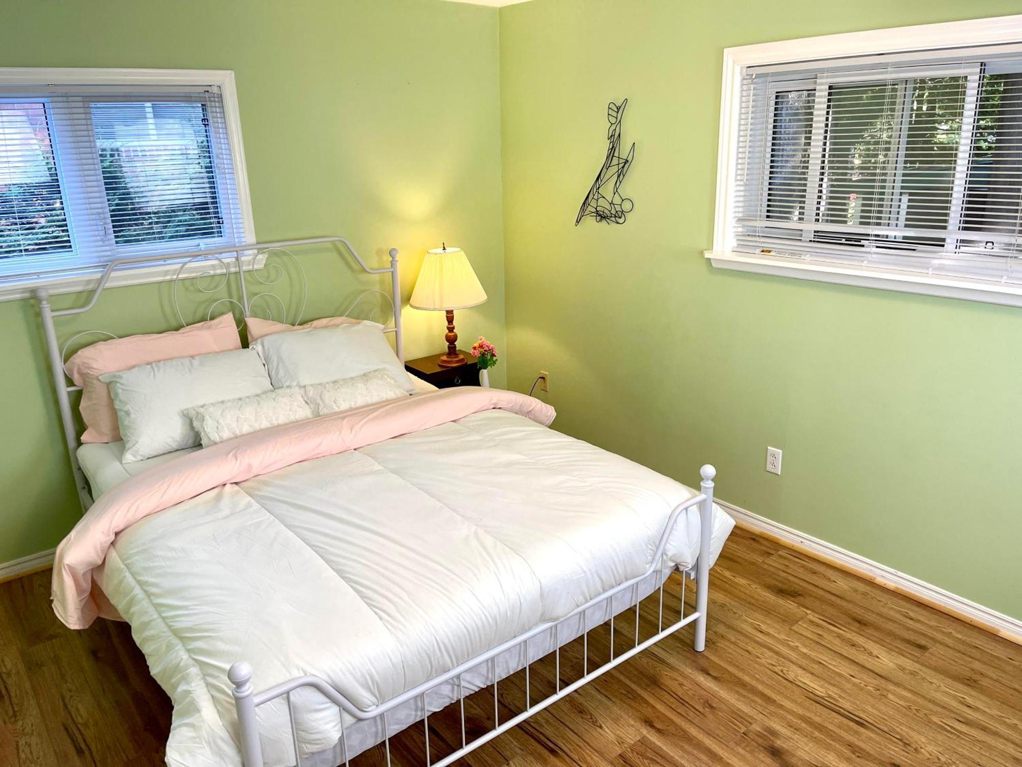 Ambleside Cottage Resort Bobcaygeon Exterior photo
